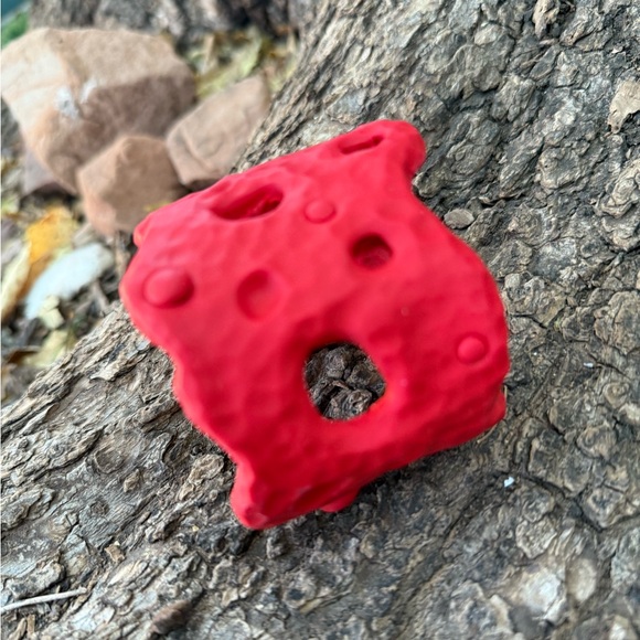 🌺Red Bracelet ❤️ Cuff💋 Holes 🌹Design - Picture 2 of 9